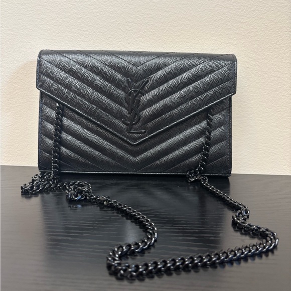 Yves Saint Laurent (YSL) So Black Cassandre Envelope Wallet On Chain (WOC) - Picture 1 of 2